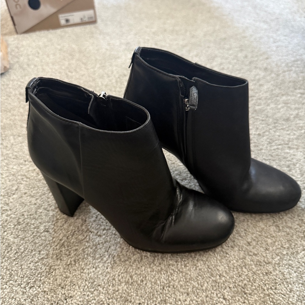 Sam Edelman Black Ankle Booties with Chunky Heel